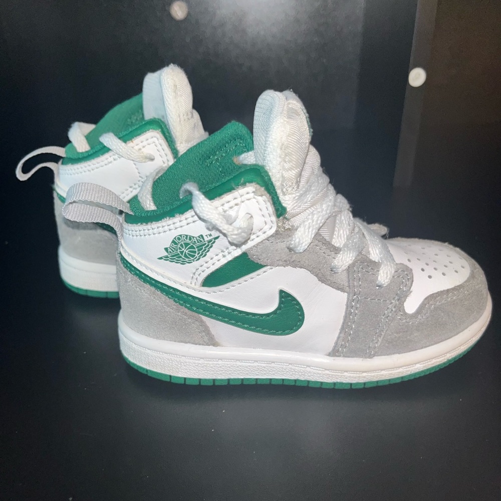 Toddler Jordan AJ 1 Mid
